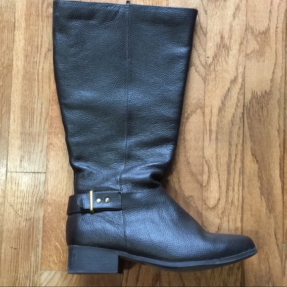 Brown Boots - Picture 1 of 6